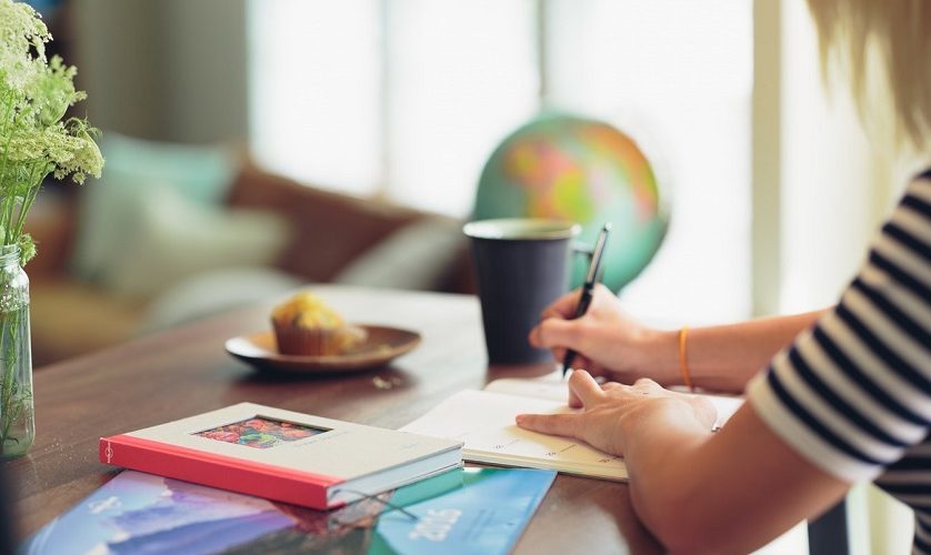 photo 1524646432175 d58115a8a854